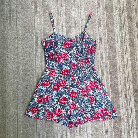 Vintage Romantic Peony Garden Floral Wide Short Romper Jumpsuit - Picture 1 of 12